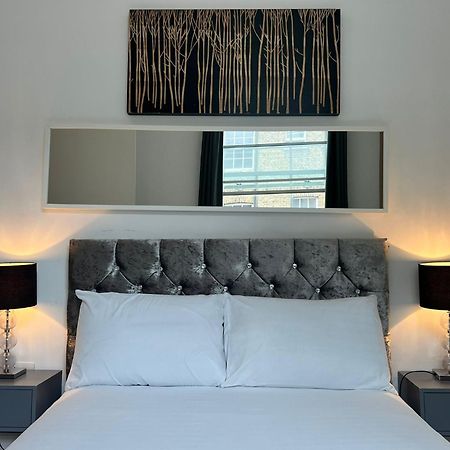 One Bedroom Apartment In Holborn ロンドン エクステリア 写真