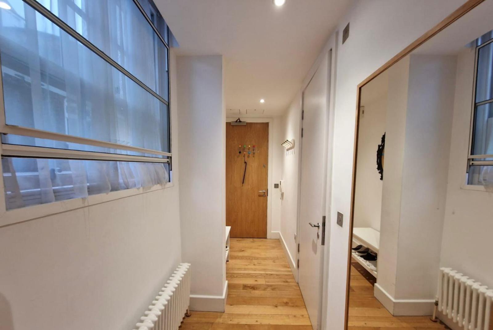 One Bedroom Apartment In Holborn ロンドン エクステリア 写真
